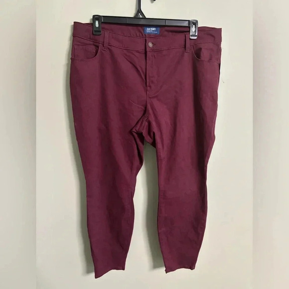 Old Navy Rockstar Burgundy Size 20 Short Jeans Pants New NWT Mid Rise - Picture 1 of 8